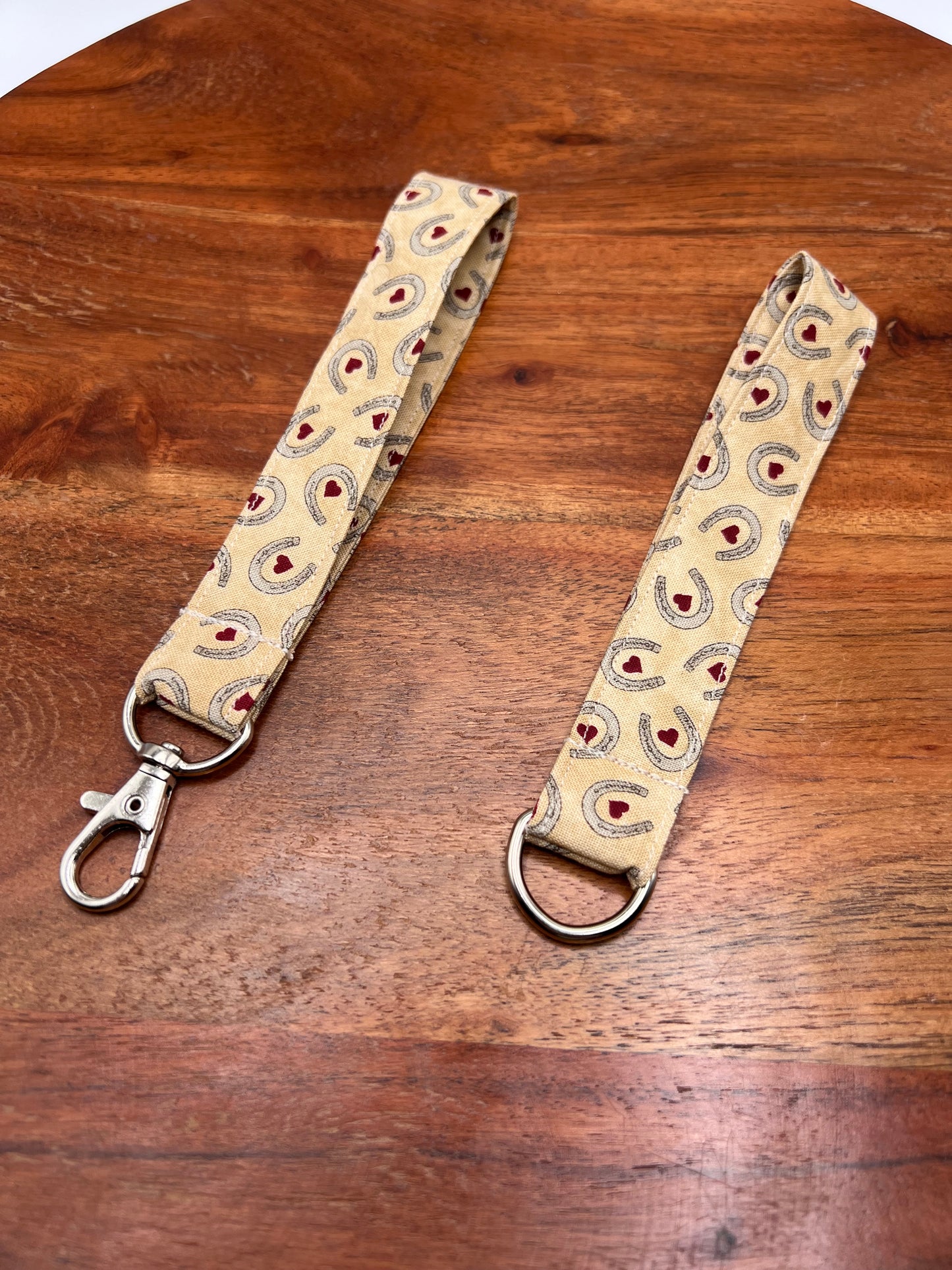 Horseshoes Lanyard