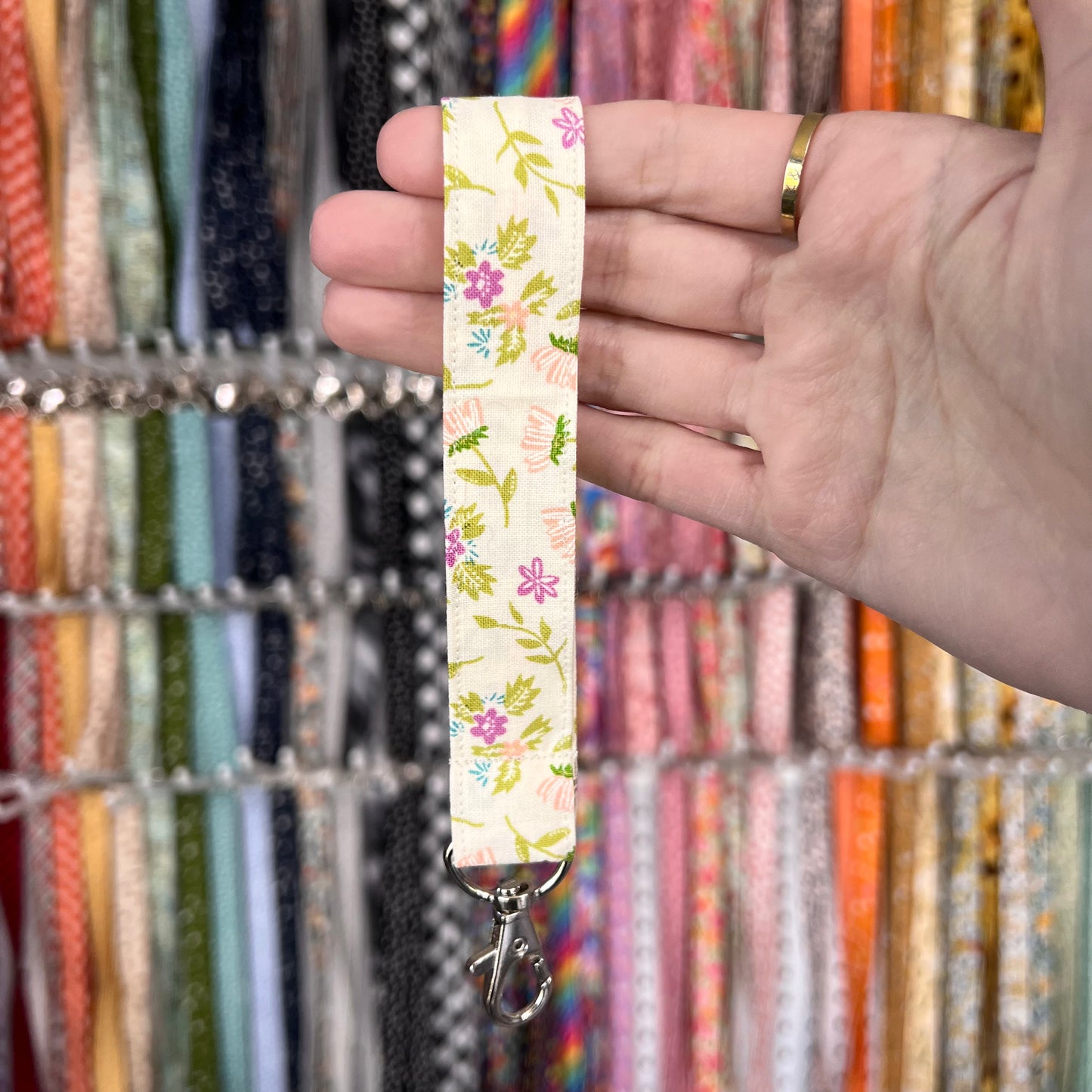 Cream Wildflower Wristlet