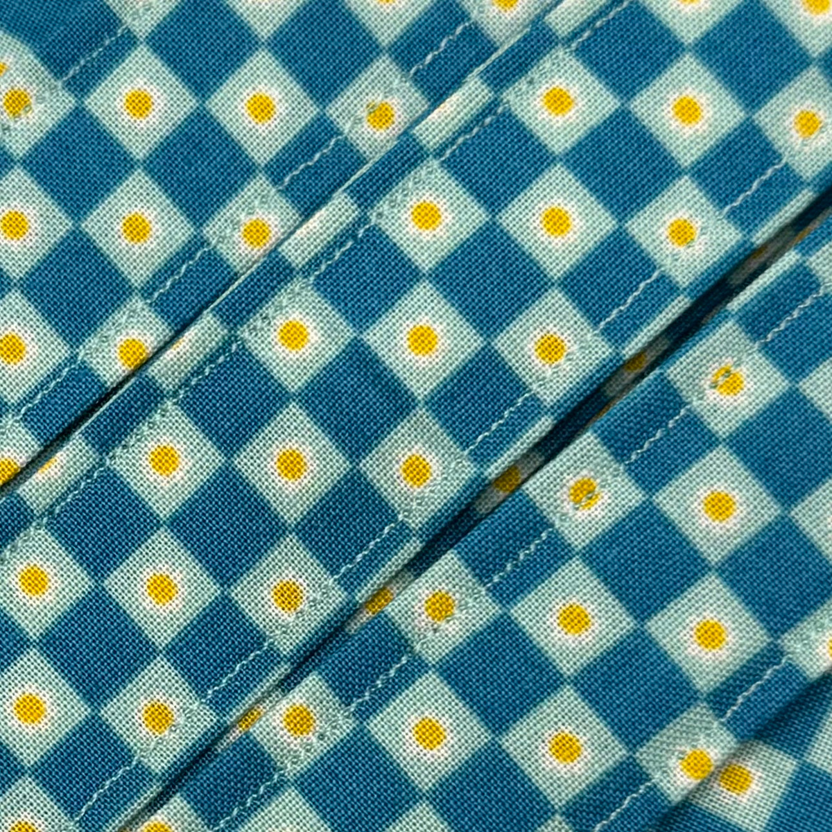 Teal Daisy Checkers Wristlet/Lanyard