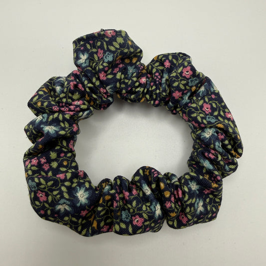 Ellen Floral Scrunchie