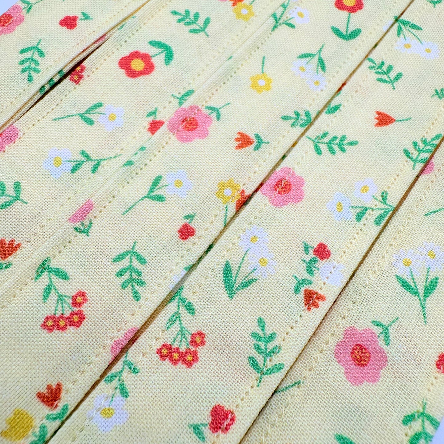 Evelyn Floral Wristlet/Lanyard