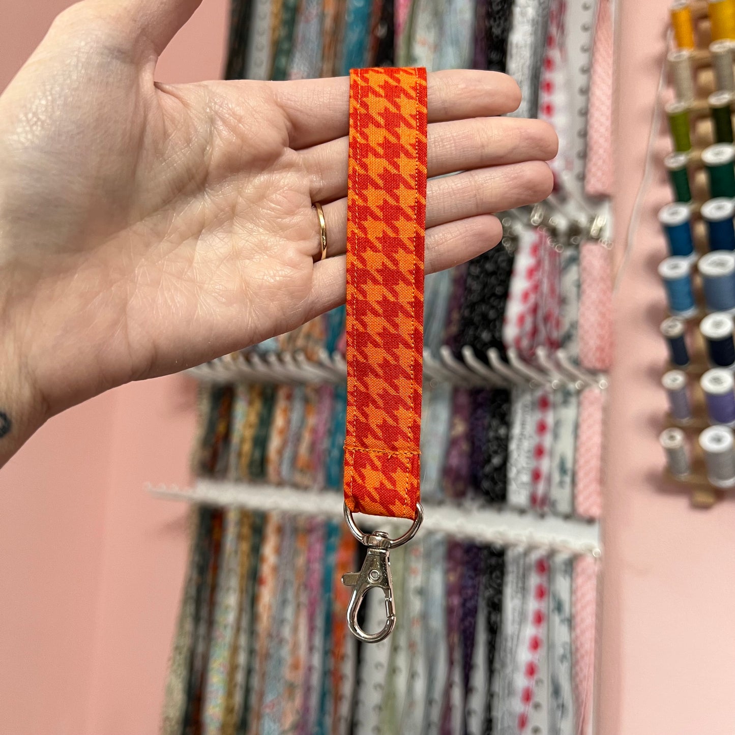 Red and Orange Houndstooth Wristlet
