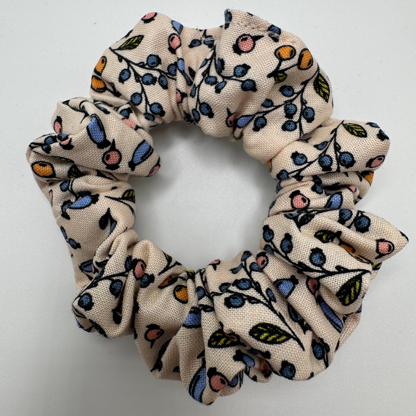 Twigs and Berries Scrunchie