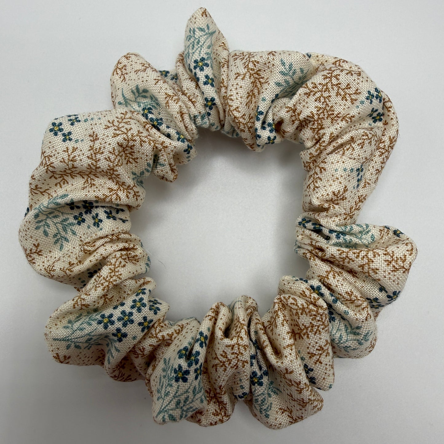 Mabel Floral Scrunchie