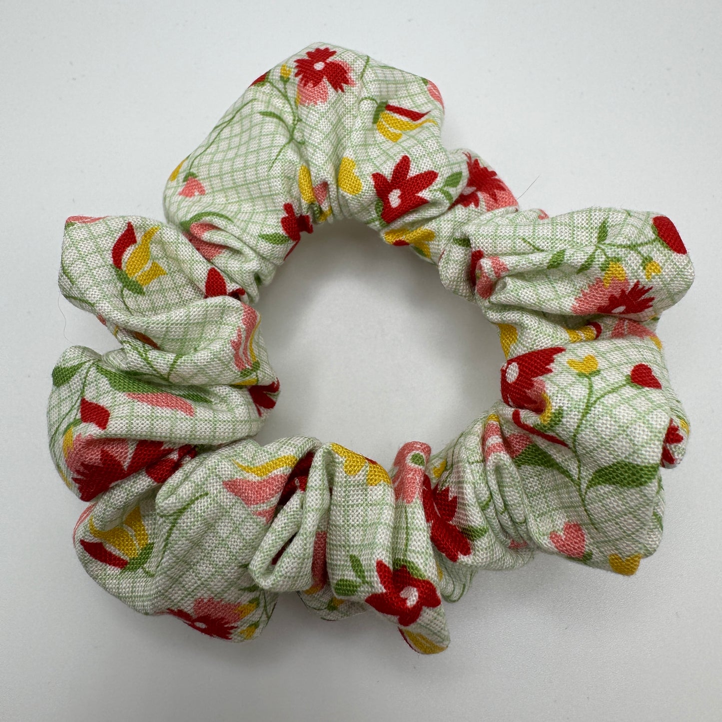 Garden Trellis Scrunchie