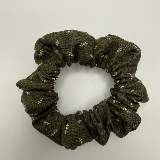Wren Floral Scrunchie