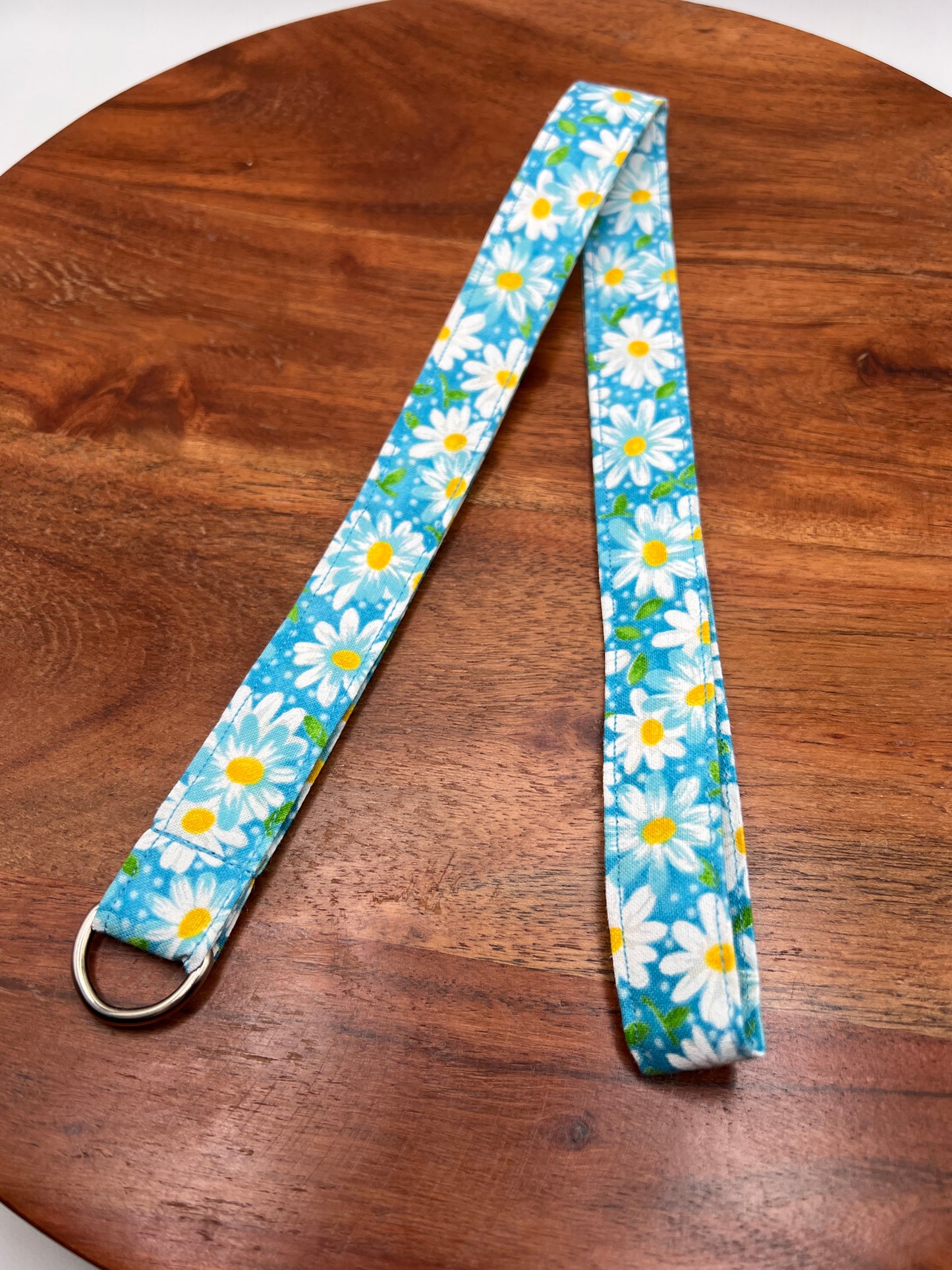 Teal Daisy Lanyard