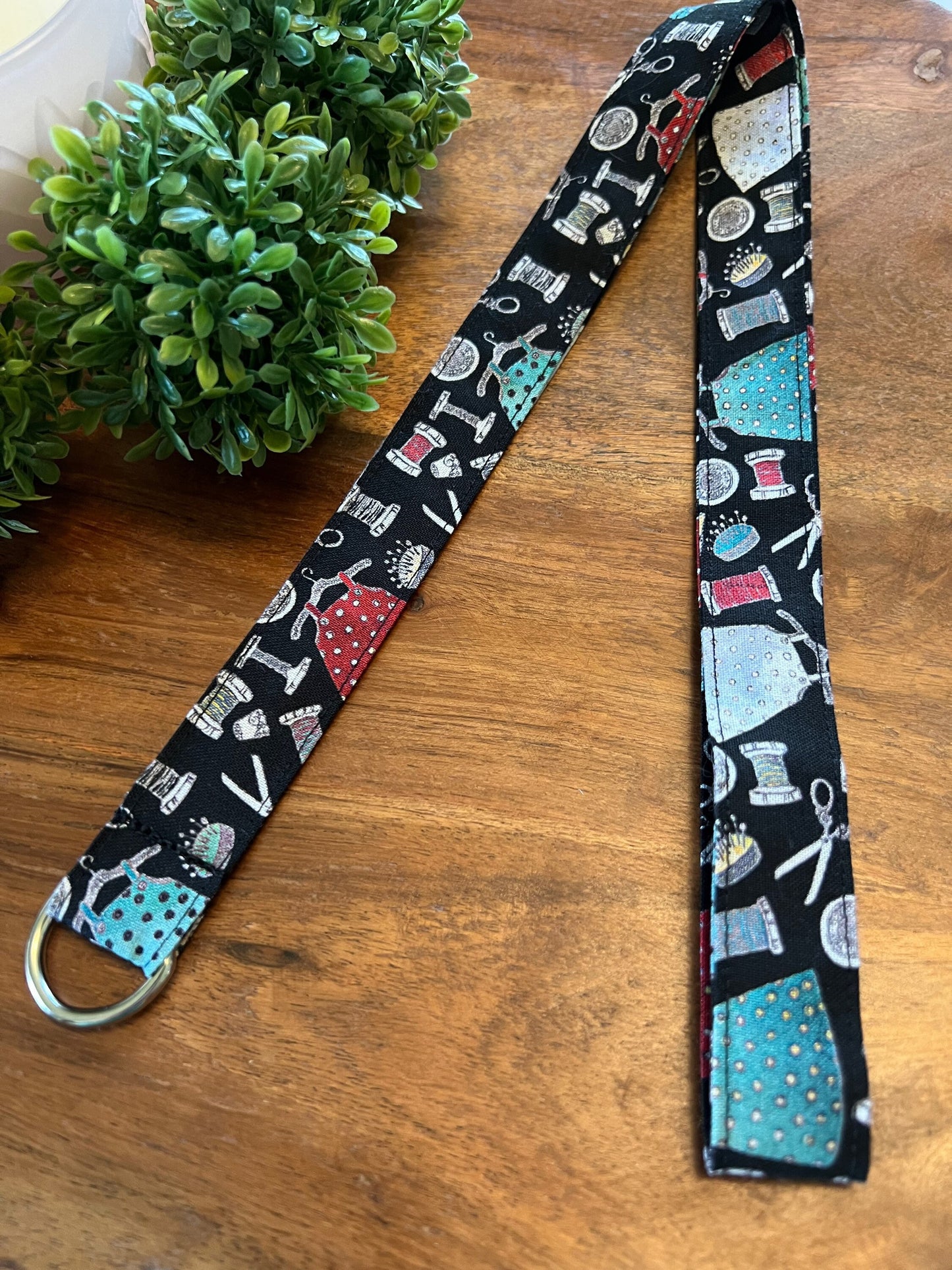 Black Sewing Notion Lanyards